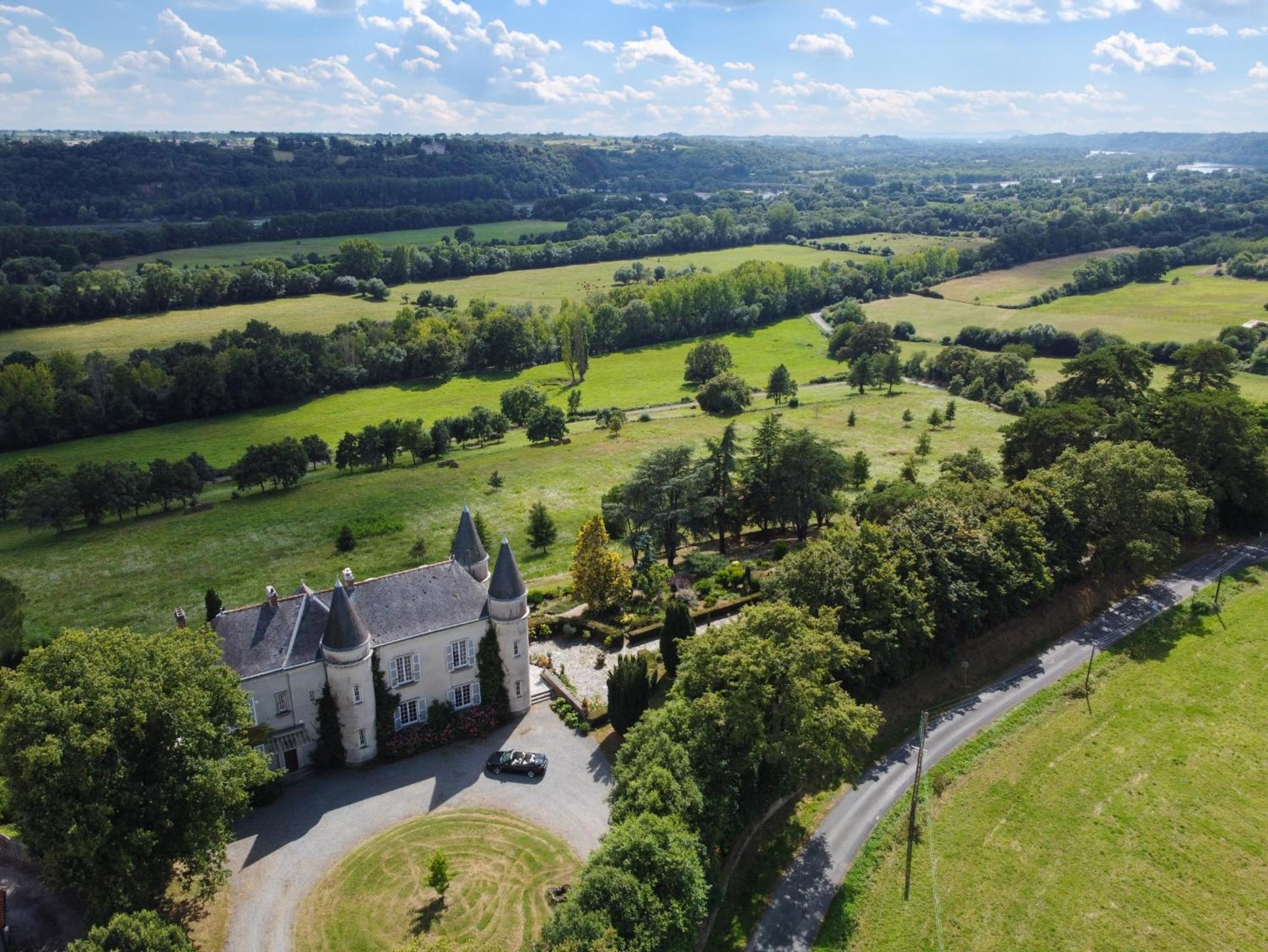 Oudon Chateau Haute Roche מראה חיצוני תמונה